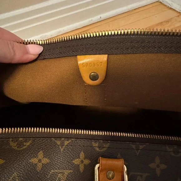 Louis Vuitton Keepall 50 - Picture 7 of 9